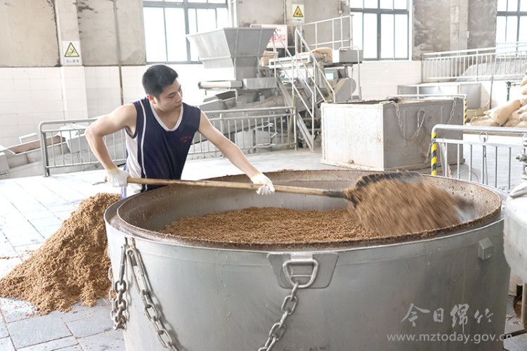 剑南春 向“新”而行添活力，酿造高品质“数字美酒”